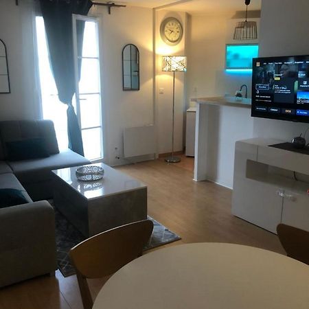 Appartement Place Toscane Serris Eksteriør bilde