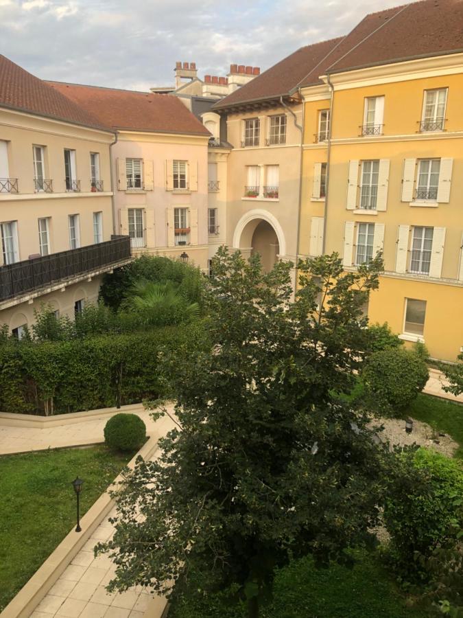 Appartement Place Toscane Serris Eksteriør bilde